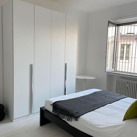 Milano Studio A Esterno foto