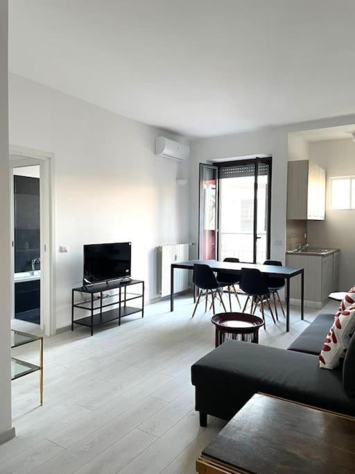 Milano Studio A Esterno foto